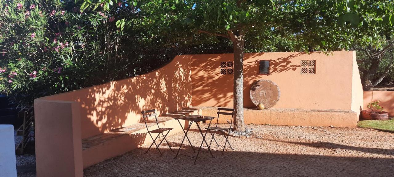 Rural Peace In The Algarve - Private Room With Kitchenette And Bathroom Aldeia dos Matos Exterior foto